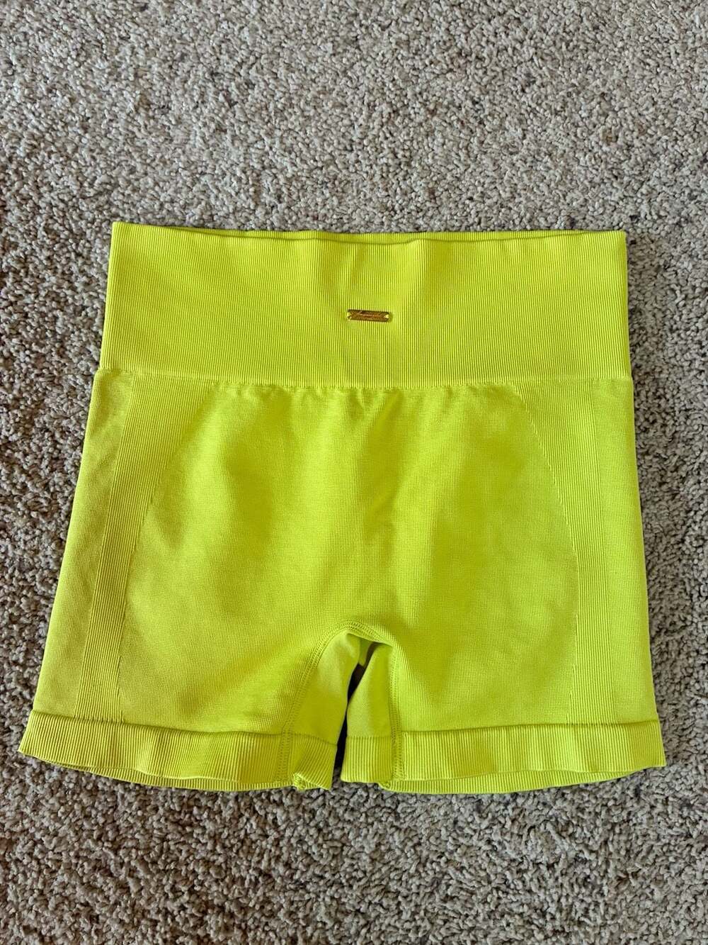 Fresought Neon Yellow Seamless High Waisted Biker Shorts with Metal Logo Tag Sma